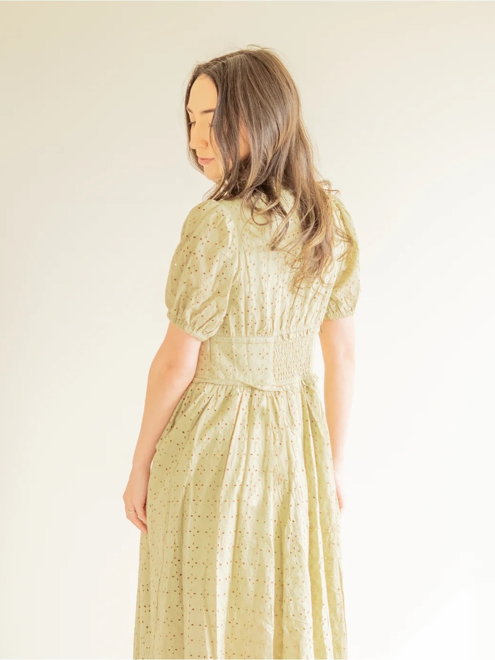 New with tags In Loom Cotton Eyelet Button Down Dress - Picture 5 of 8